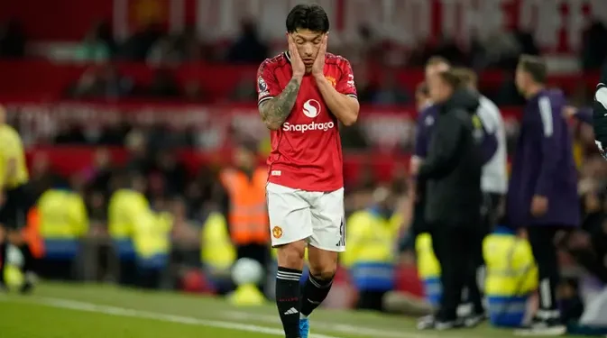 Manajemen Manchester United Respon Kritikan dari Lisandro Martinez