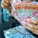 Rupiah Sentuh 18184 per Dolar AS, Apakah Pemegang Valas Akan Tukar?