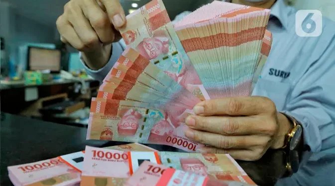 Rupiah Melewati 18000 per Dolar AS, BI Tingkatkan Intervensi Pasar Valas