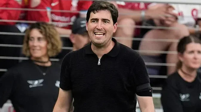 Andoni Iraola Semangat Hadapi Villarreal, Ada Teman dan Kenangan Lama di Balik Pertandingan Ini