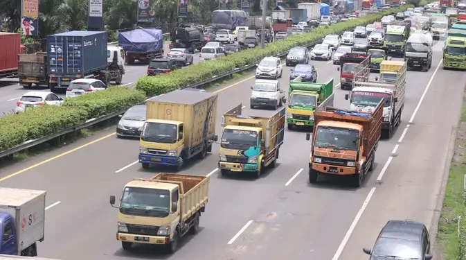 Jalan Tol Indonesia Target Bebas Truk ODOL Mulai 2027