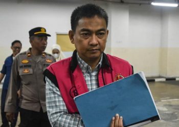 Eks Ketua Ombudsman Menyatakan Tidak Menerima Uang dan Meminta Kebebasan dari Dakwaan