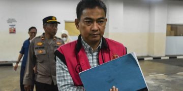 Eks Ketua Ombudsman Menyatakan Tidak Menerima Uang dan Meminta Kebebasan dari Dakwaan