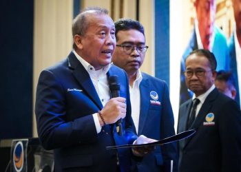 Cek Kabar Anggota DPR Tonny Tesar Usul Pemakzulan Gibran dari Nasdem