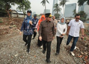 Gubernur DKI Memantau Normalisasi Kali Mampang Menjelang Musim Hujan